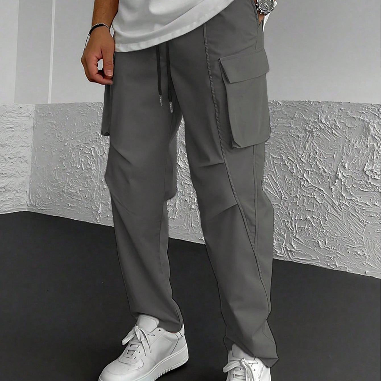 Herren Cargo-Hose mit multifunktionalen Taschen und elastischem Bund