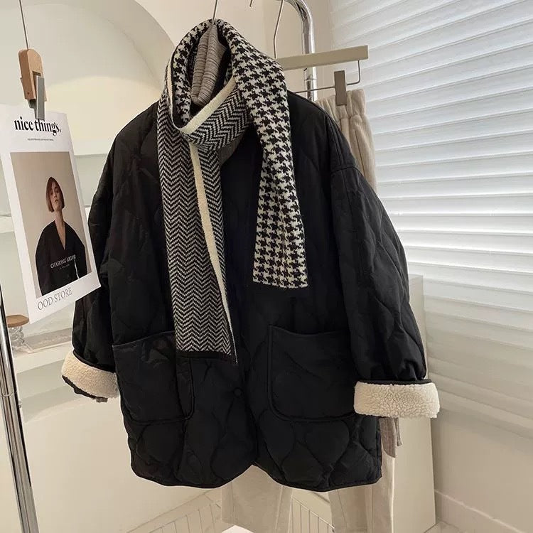 Damen Kuschelige gesteppte Jacke mit großen Taschen R&B