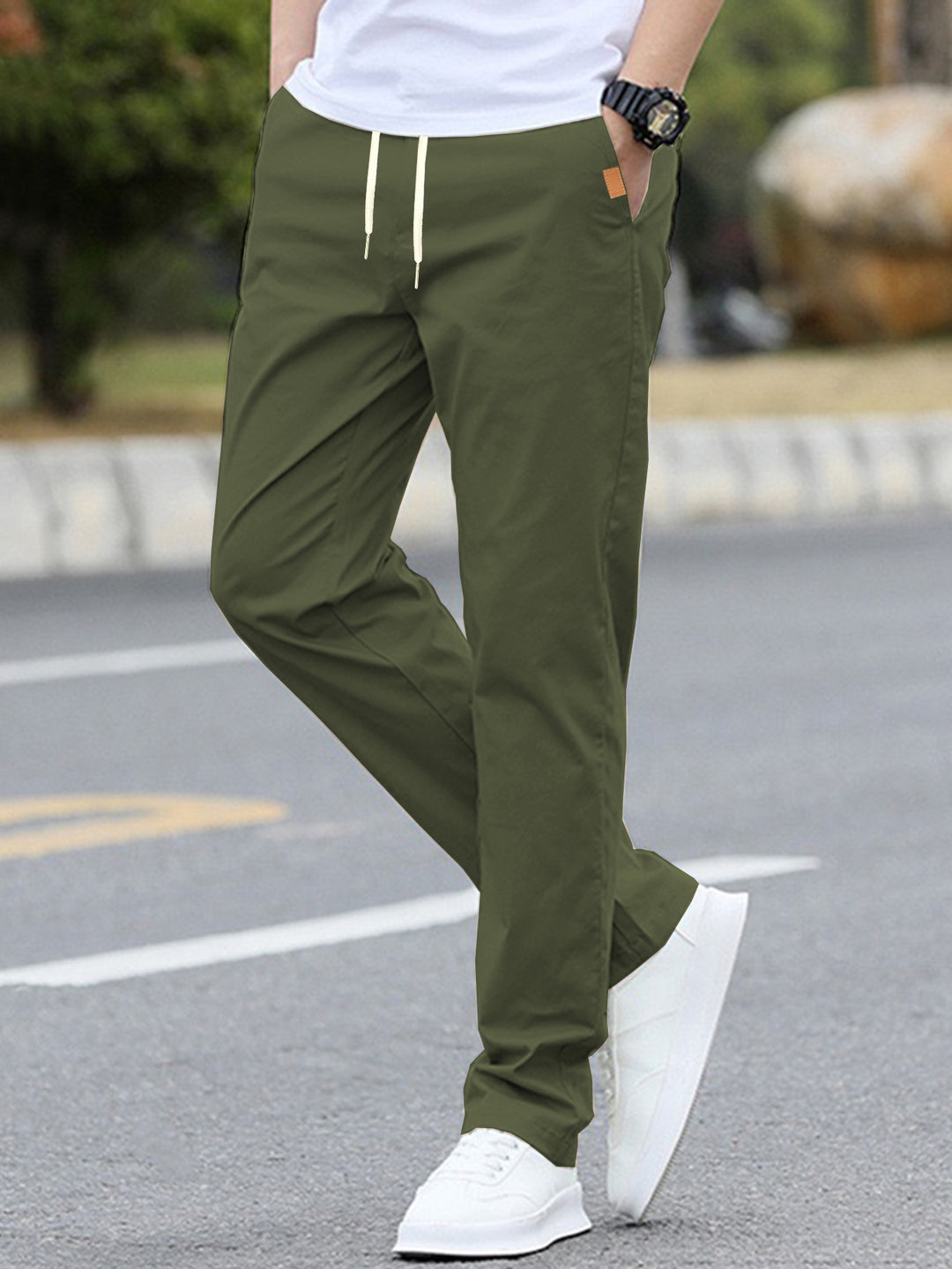 Herren Freizeit-Hose mit atmungsaktivem Material und elastischem Bund R&B