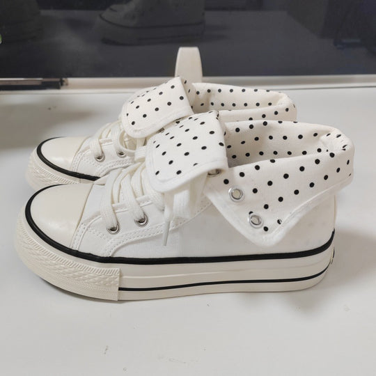 Damen Verspielte Sneakers mit abklappbarem Kragen und punktiertem Innenfutter R&B