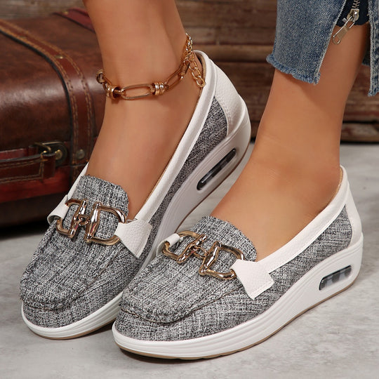 Damen Slip-On Sneaker mit modischem Metallakzent R&B