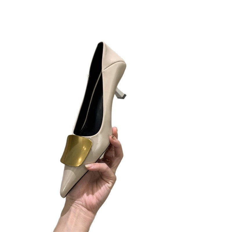 Damen spitze Pumps mit metallic-beschichtetem Akzent und disturbierter Absatzhöhe R&B