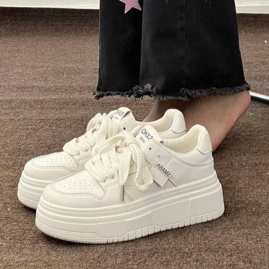 Damen Plattform-Sneaker mit dämpfender Laufsohle und eleganter Schnürung R&B