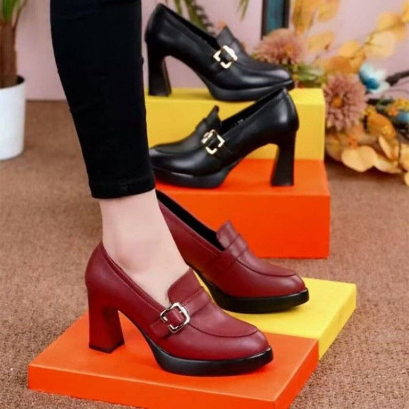 Damen Elegante Pumps mit modischer Schnallenverzierung R&B