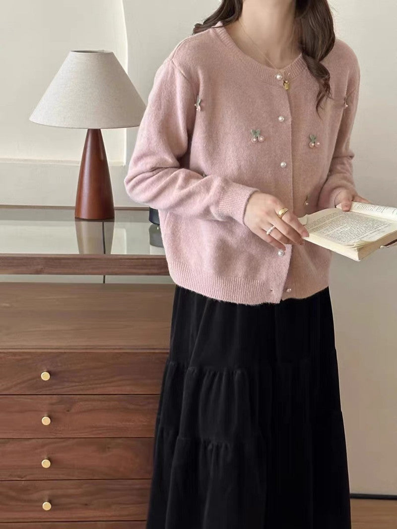 Damen Elegante Strickjacke mit floralen Applikationen R&B