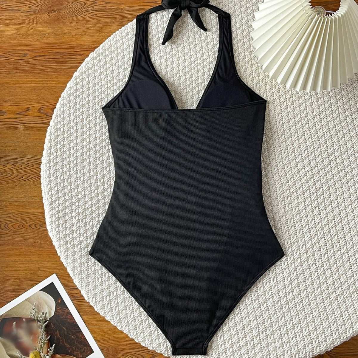 Damen eleganter Badeanzug mit raffiniertem Wickeldesign R&B