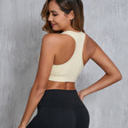Damen Sport-Bustier mit atmungsaktivem MischgewR&Be und stützenden Cups R&B