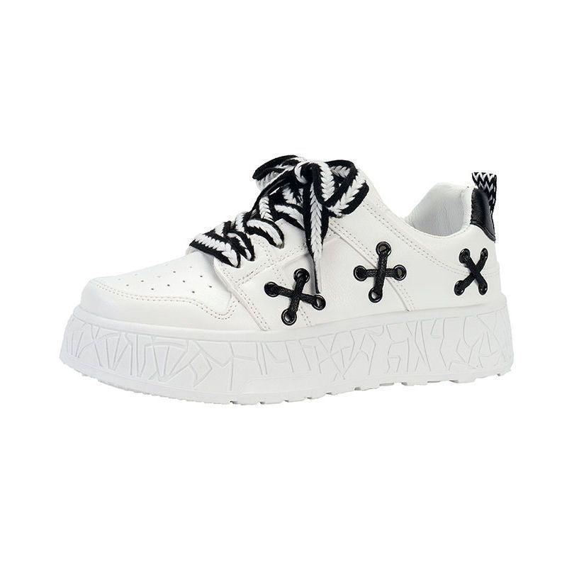 Damen Sneaker mit modischem Design und robuster Sohle
