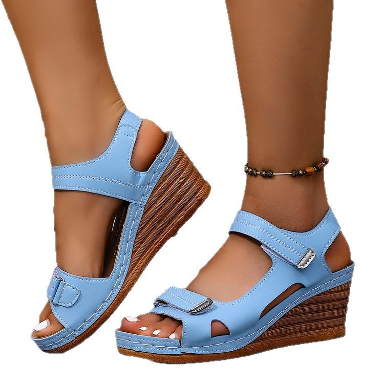 Damen Wedge-Sandaletten mit ergonomischem Riemendesign und Komfort-Fußbett R&B
