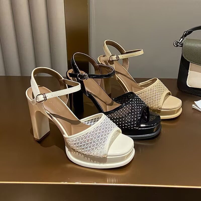 Damen Plateau-Heels mit elegantem Riemchen-Design und luftiger Netzstruktur