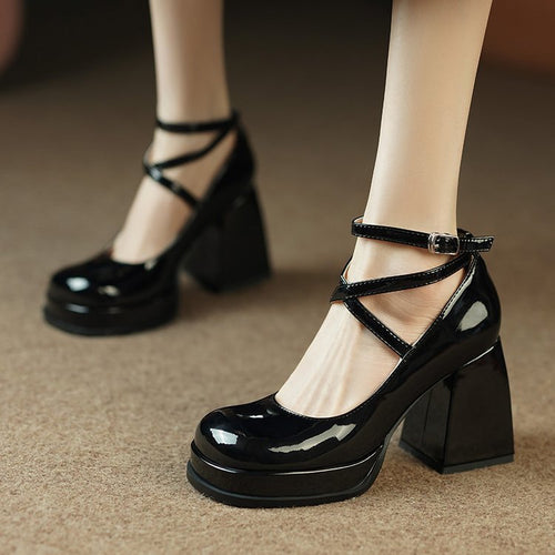 Damen elegante Hochglanz-Pumps mit verstellbarem Riemen und stabiler Sohle R&B