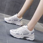 Damen Sportliche Sneakers mit dämpfender Laufsohle und atmungsaktivem Obermaterial R&B