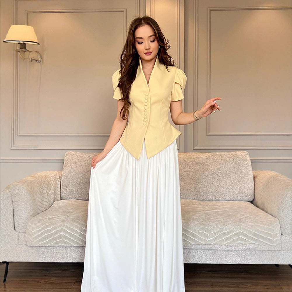Damen elegante Designerbluse mit Puffärmeln und Knopfdetails R&B