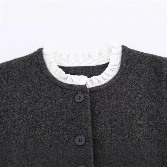Damen Kurzjacke mit Rüschen und Knopfdetails R&B