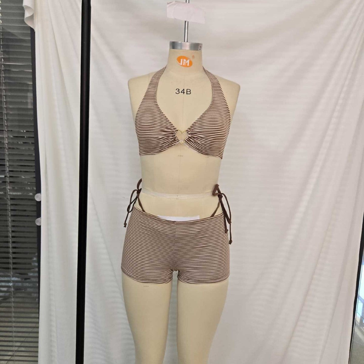 Damen Trendiger Bikini mit asymmetrischen Schnürungen R&B