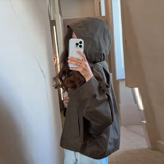 Damen Kurzjacke mit lässigem Schnitt und Knopfleiste R&B