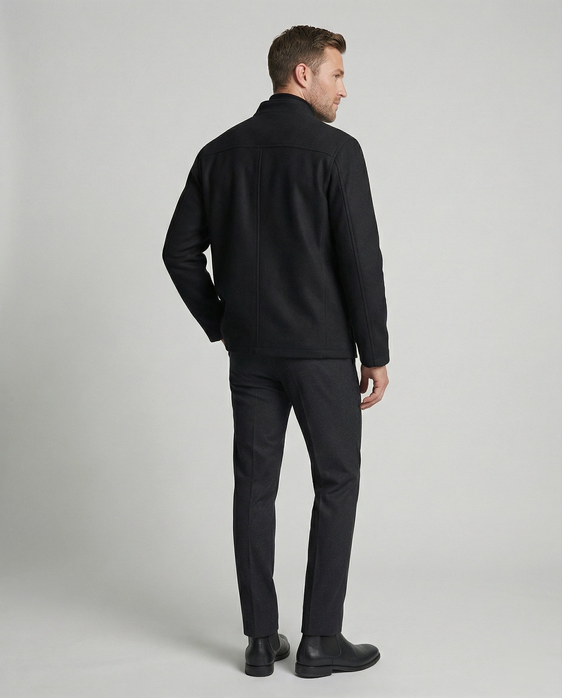 Herren minimalistischer Kurzblazer aus Wollmix mit Rundhalsausschnitt und aufgesetzten Taschen R&B