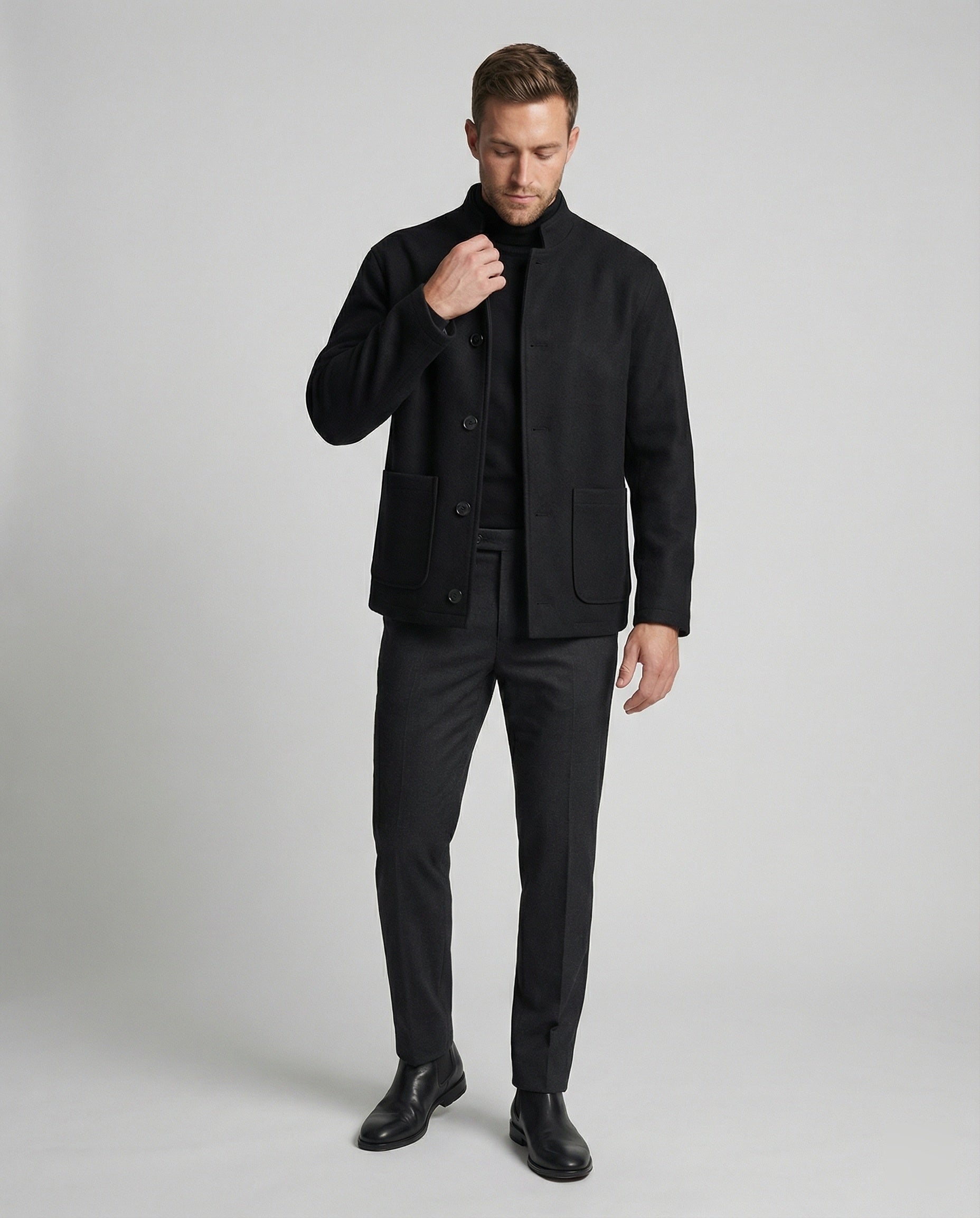 Herren minimalistischer Kurzblazer aus Wollmix mit Rundhalsausschnitt und aufgesetzten Taschen R&B