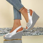 Damen Plateau-Sandalen mit geschlossener Zehenpartie und trendiger Wellenstruktur R&B