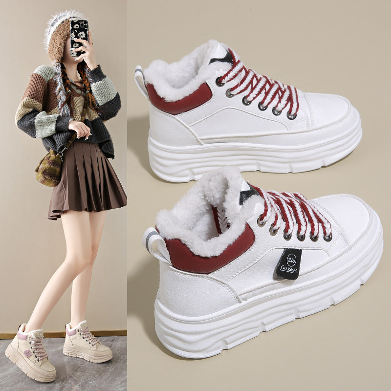 Damen High-Top Sneakers mit kuscheligem Innenfutter und stark profilierten Sohlen R&B