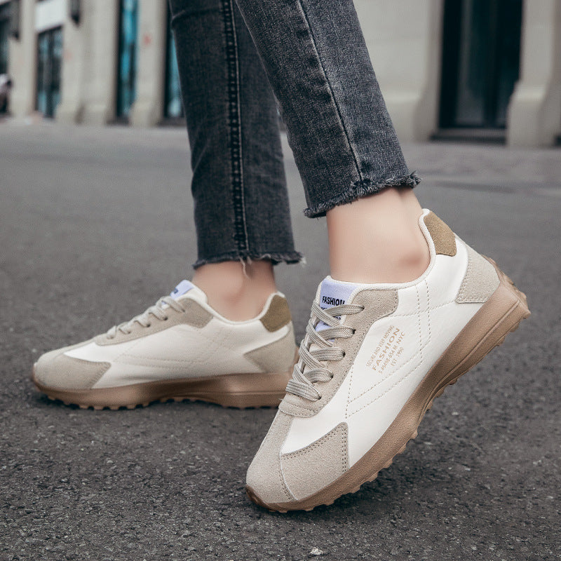 Damen nan leichte Retro-Laufsneaker aus Lederimitat und Velours mit gepolsterter Fersenstütze und rutschfester Profilsohle R&B