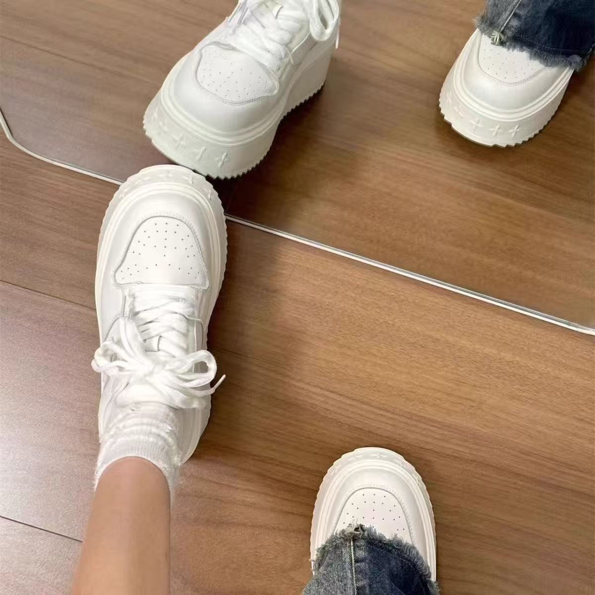 Damen Plattform Sneakers mit modischer Textur und dämpfender Sohle R&B