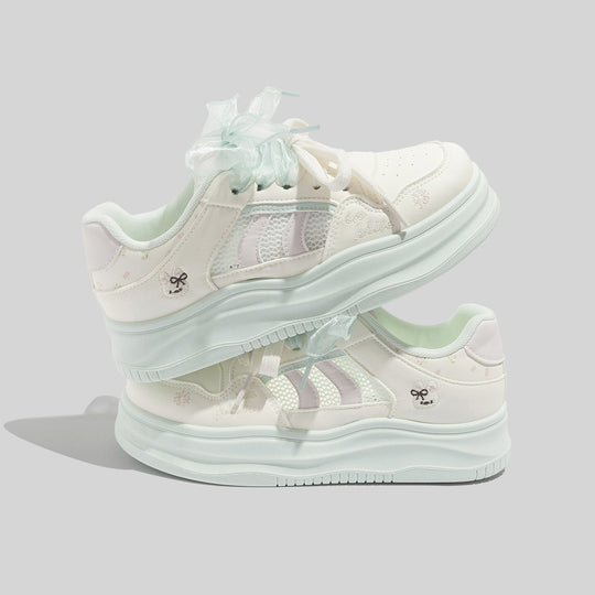Damen Sportliche Sneaker mit dekorativen Details und atmungsaktiven Netz-Einsätzen R&B