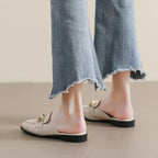 Damen Mokassin-Mules mit elegantem Schnallenakzent und hochwertigem Leder