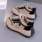 Damen Sportliche Sneakers mit hohem Plateau und atmungsaktiver Mesh-Oberfläche