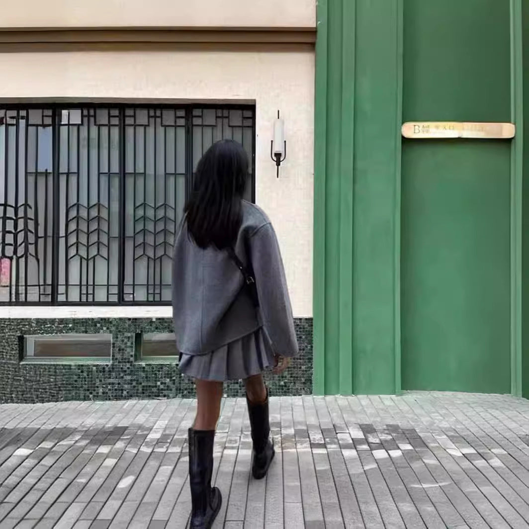Damen Modische und elegante Kurzjacke mit innovativem Schnitt R&B