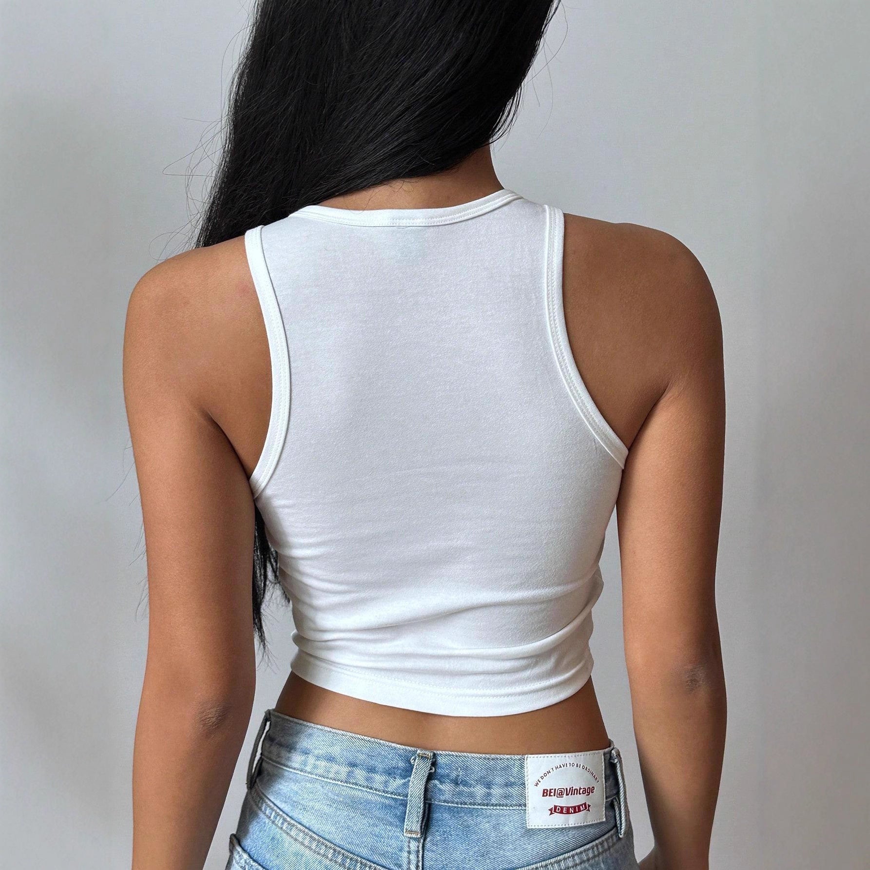Damen Cropped Tanktop mit kreativem Schriftzug und lR&Bhaftem Design R&B