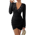 Damen Kleid mit raffiniertem Spitzen-V-Ausschnitt und schmeichelnder Raffung R&B