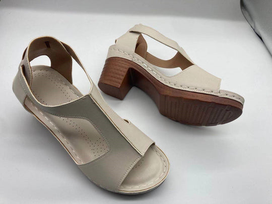 Damen Komfortable Wedge-Sandaletten mit verstellbarem Riemendesign und ergonomischem Fußbett R&B