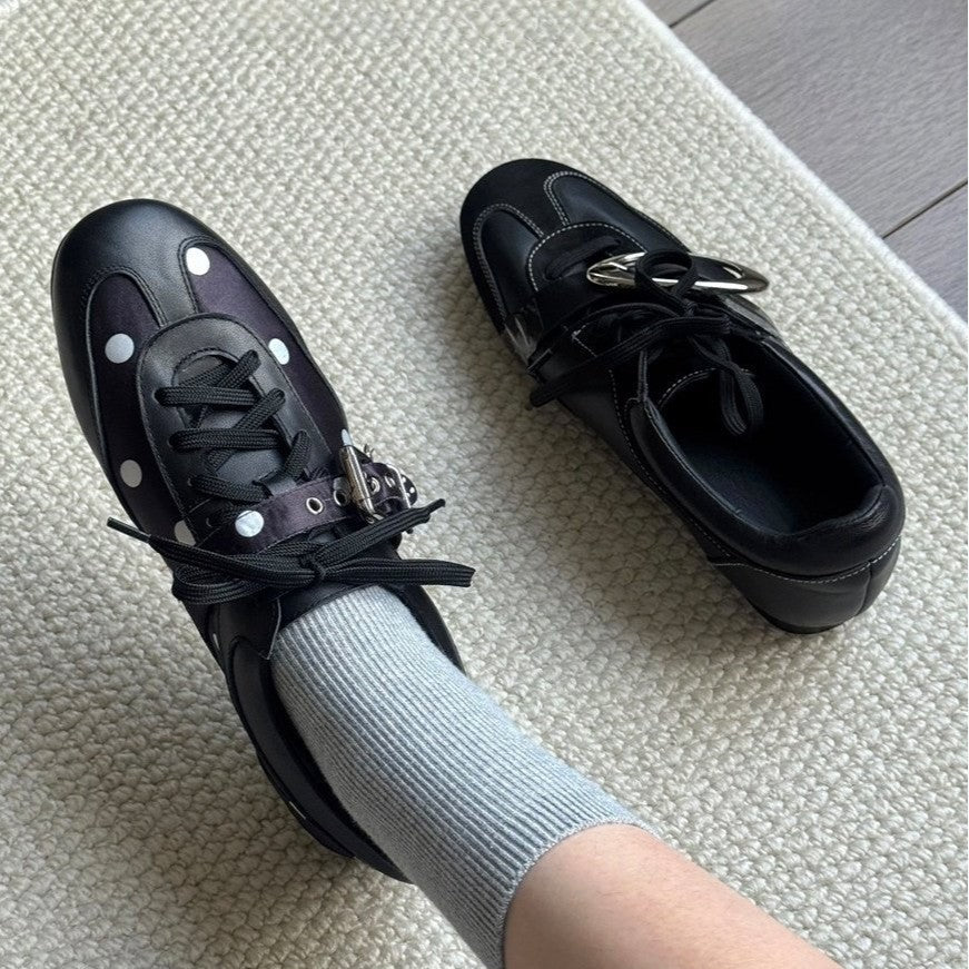 Damen sportive Sneakers mit einzigartigem Punktedesign und stabiler Sohle R&B