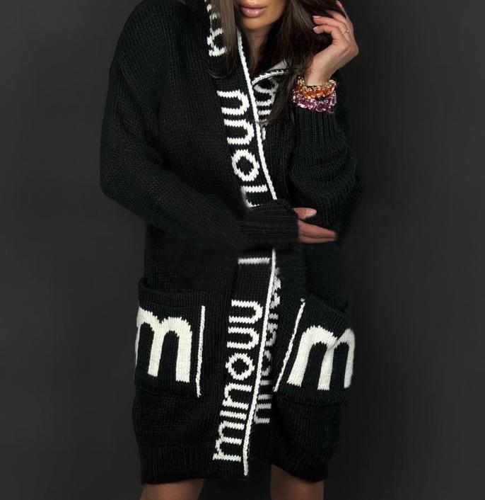 Damen Strickjacke mit logodruck und tiefen Taschen R&B