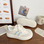 Damen Plattform-Sneaker mit verspielten Design-Details und bequemer Dämpfung
