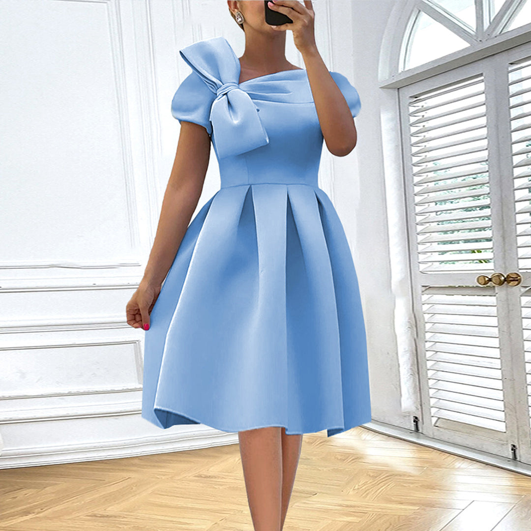 Damen Cocktailkleid mit kunstvollem Schleifenakzent und taillierter Silhouette R&B