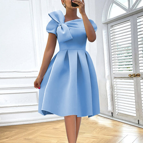 Damen Cocktailkleid mit kunstvollem Schleifenakzent und taillierter Silhouette R&B