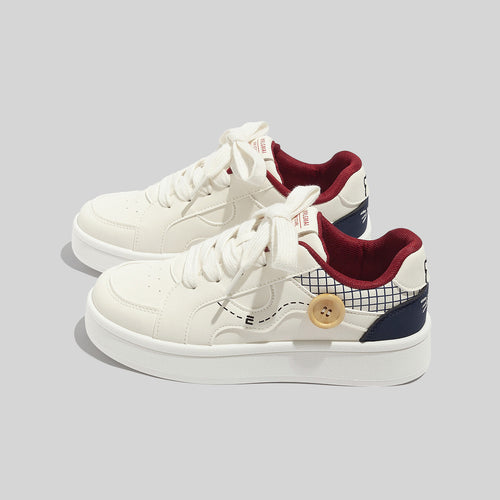 Damen Modische Freizeitschuhe mit einzigartigen Knopf-Details R&B