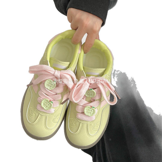 Damen Verspielte Sneakers mit kreativem Design und bunten Applikationen R&B