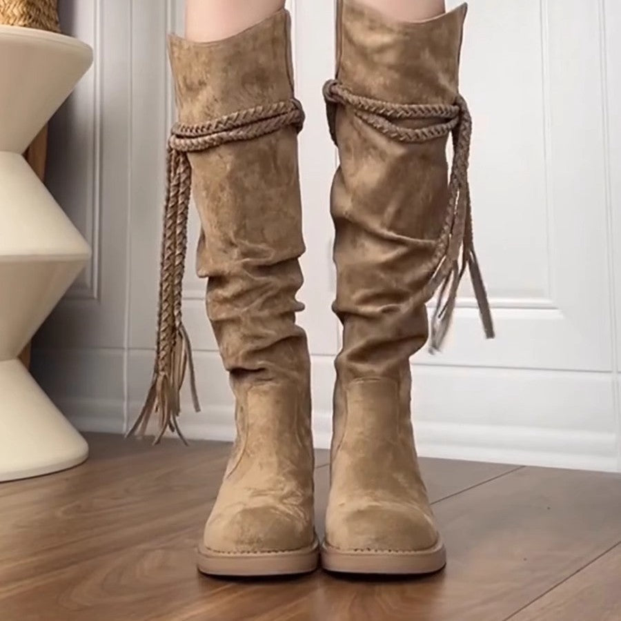 Damen Overknee-Stiefel mit geflochtenen Details und elegantem Falten-Design
