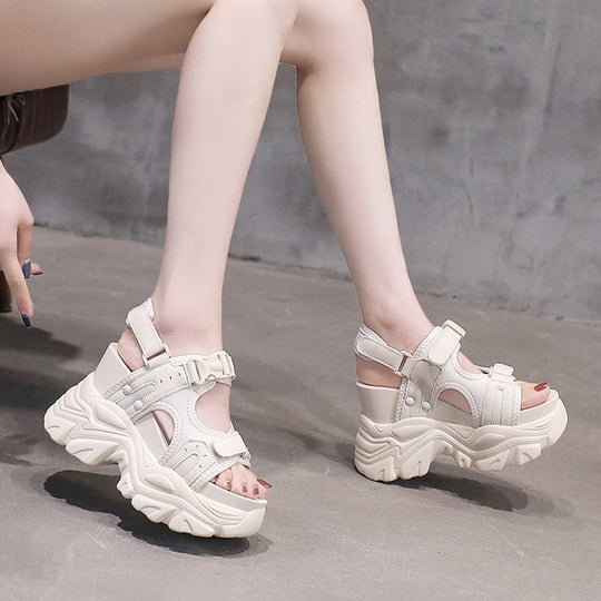 Damen Sportliche Sneaker-Sandalen mit hoher Sohle und verstellbaren Riemen R&B