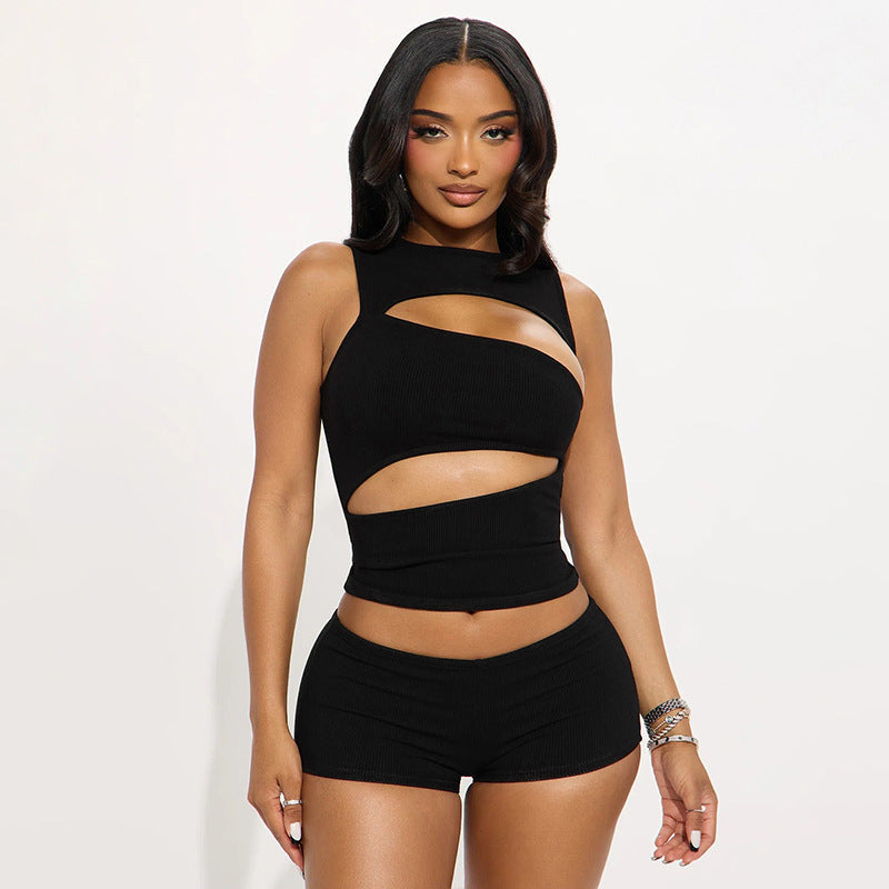 Damen modisches Oberteil mit angeschnittenen Details und passenden Shorts R&B