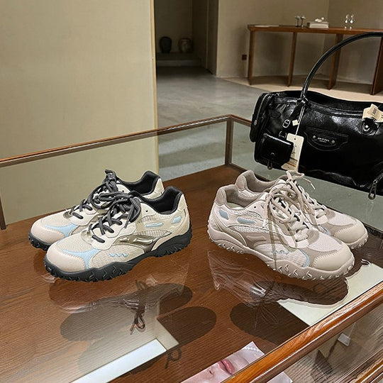 Damen Sportliche Sneaker mit atmungsaktivem Obermaterial und rutschfester Profilsohle R&B