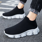 Damen Sportliche und atmungsaktive Slip-On Sneakers mit rutschfester Sohle