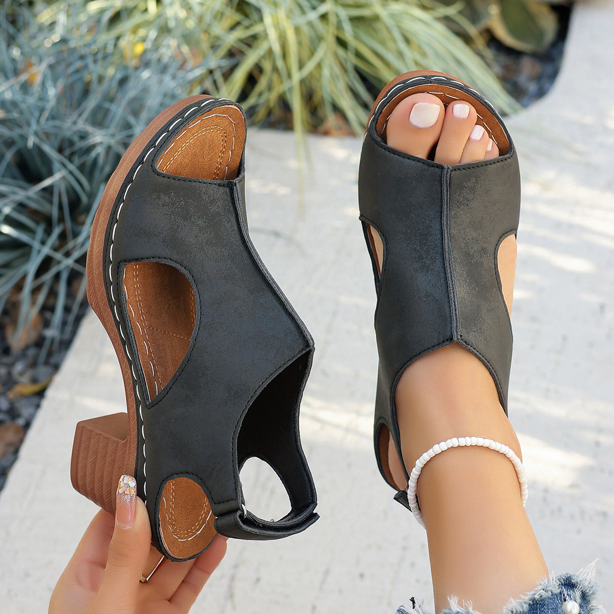Damen Elegante Sommer-Sandaletten mit ausgeschnittenem Design und bequemer Blockabsatz R&B