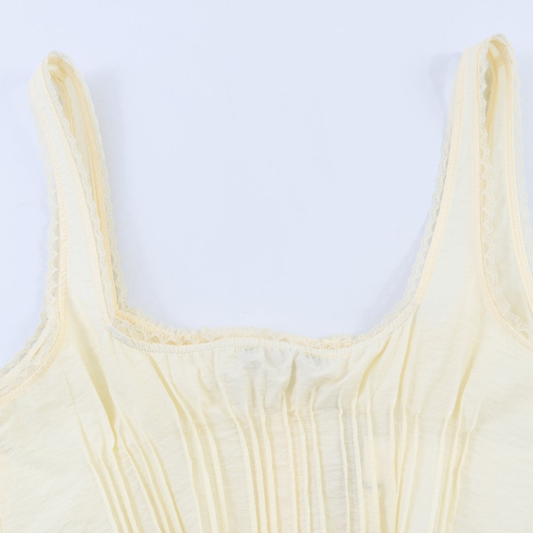 Damen-Crop-Top mit feinen Falten und Zierknöpfen R&B