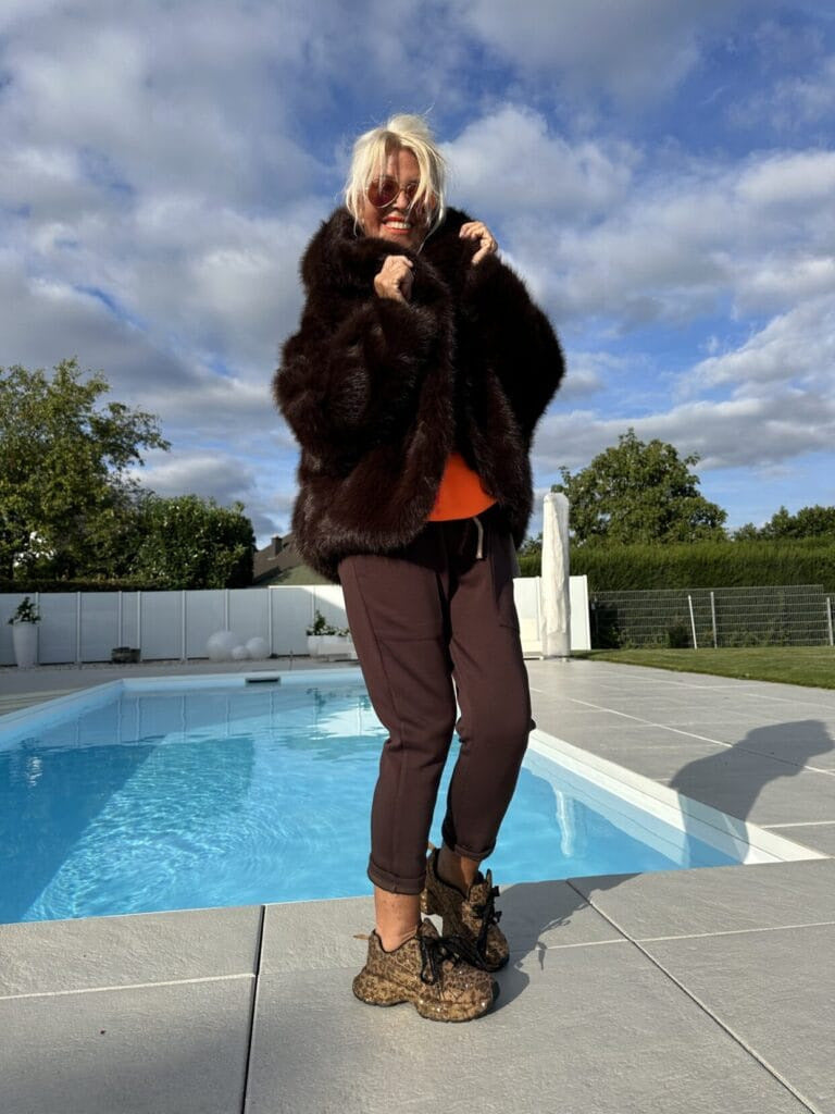 Damen Modische Fleecejacke mit weich gefüttertem Kragen und weitem Schnitt R&B