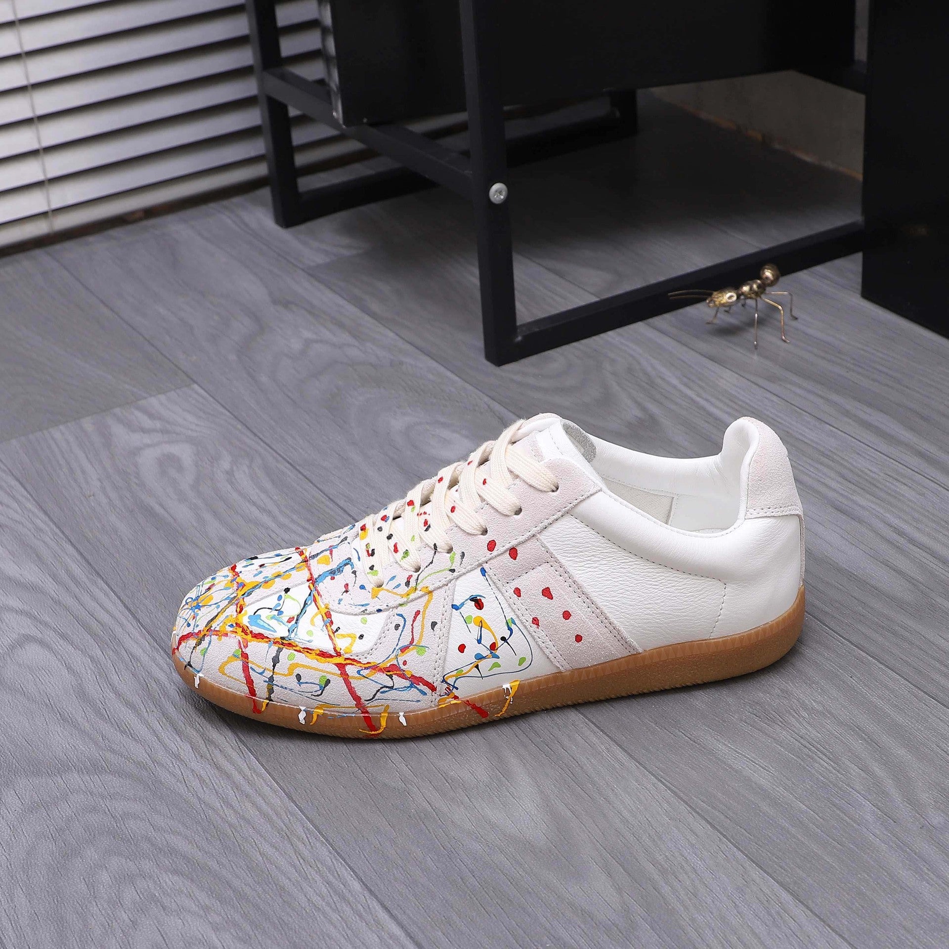 Damen Designer Sneakers mit künstlerischem Spritzmuster R&B