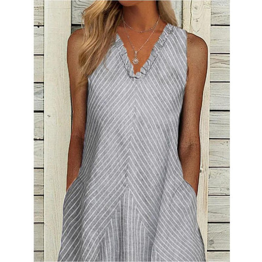 Damen Legeres A-Linien Kleid mit V-Ausschnitt und praktischen Taschen Heidi-Mode